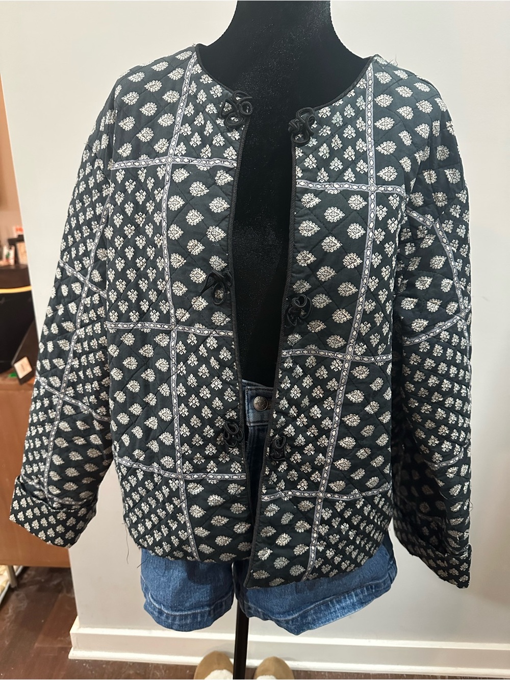 Vintage Anne Marie Black Quilted Patterned Bomber Jacket